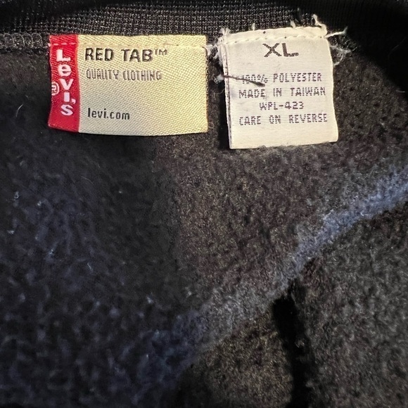 𝅺levi’s Men’s Red Tab Black Sherpa Sweater Size XL - Picture 7 of 7